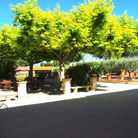 Le Mas De L'Amandier Saint-Saturnin-lès-Avignon 외부 사진