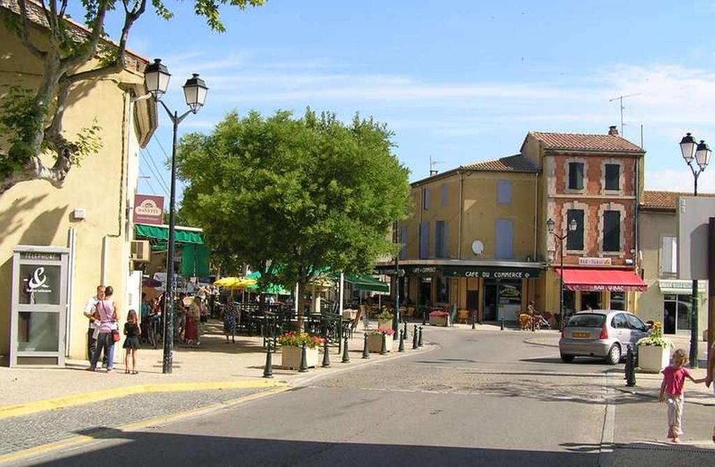 Le Mas De L'Amandier Saint-Saturnin-lès-Avignon 외부 사진